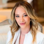 Dra Alessandra Martinelli médica expert goldincision