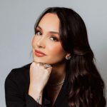 Dra Amanda Mirella médica expert GoldIncision